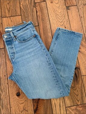Levi's Light Blue Wedgie Straight Leg Women's Jeans